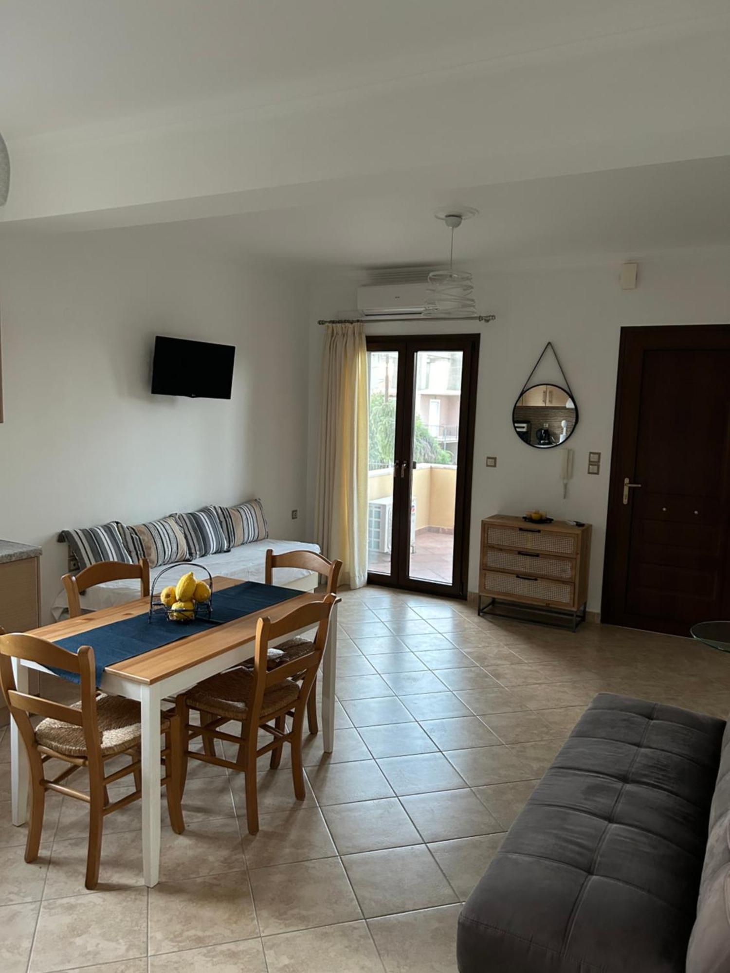 Aria Apartments Apolpaina Luaran gambar